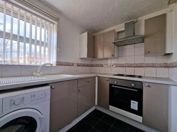 Drapers Field, Canal Basin - Kitchen.jpg