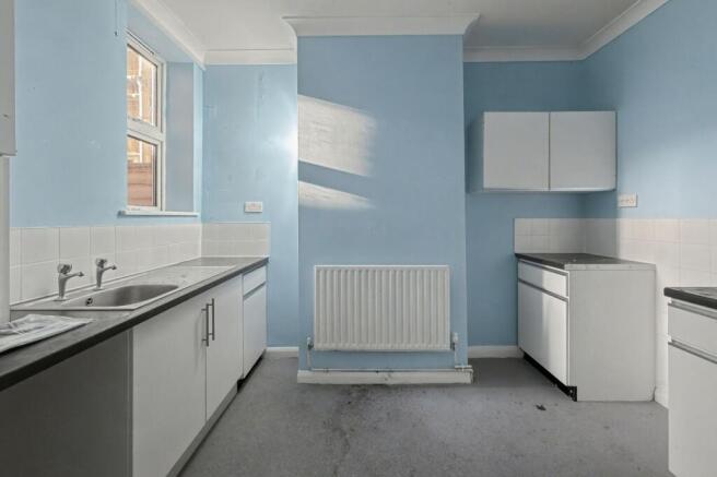 Ground Floor Flat, 18 Bingley Road, London, E16 3JR