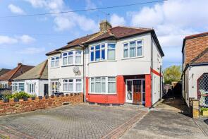 35, Ewellhurst Road, Clayhall, Ilford IG5 0PD