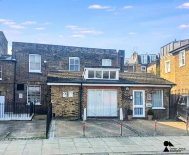 Stowe Road,London,W12 8BN