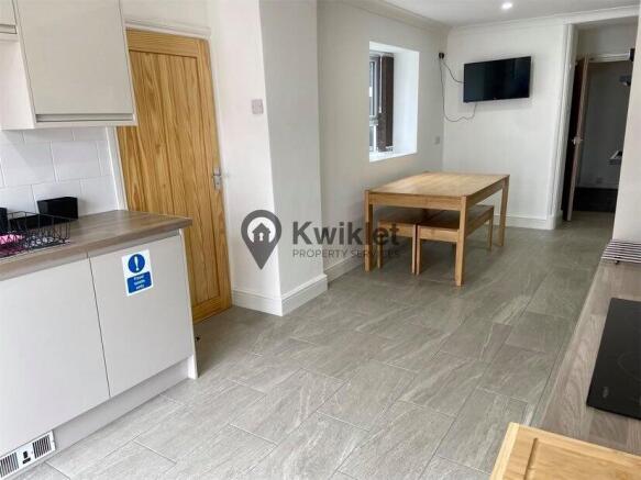 246671980_587550878997261_1711944957910725571_n