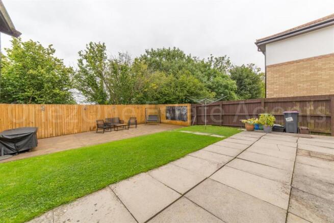 65 Oaklands View-29.jpg