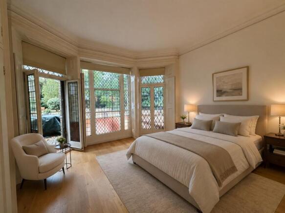 direct access to communal gardens master bedroom w