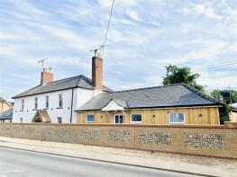 Clifton Lodge, Bury Road, Newmarket CB8 7PY