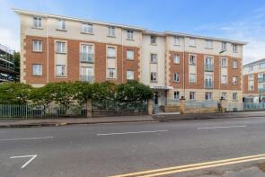 6, Sheldons Court, Winchcombe Street, Cheltenham GL52 2NH