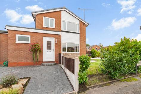 Cotswold Close, Ramsbottom, BL0