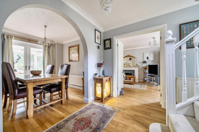 1330221-15-6883b6...