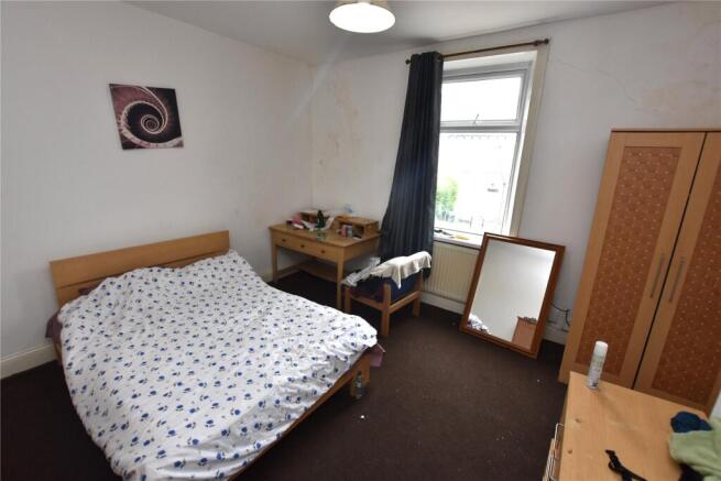 5 bed Terraced for sale Image 6