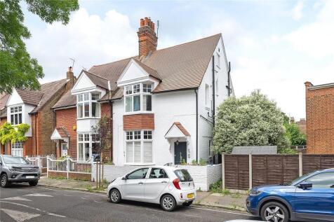 Blandford Road,
Bedford Park, W4