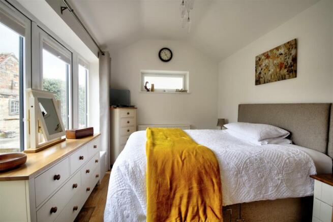 Bedroom 1: