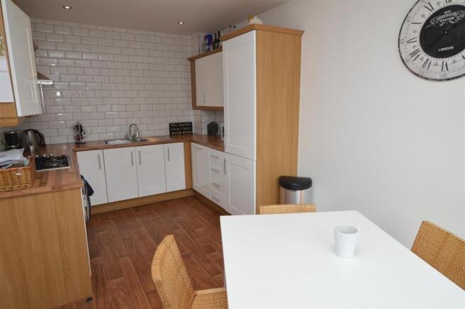 Kitchen/Dining Room
