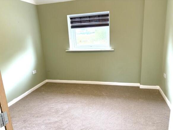4 bed Barn Conversion to rent Image 9