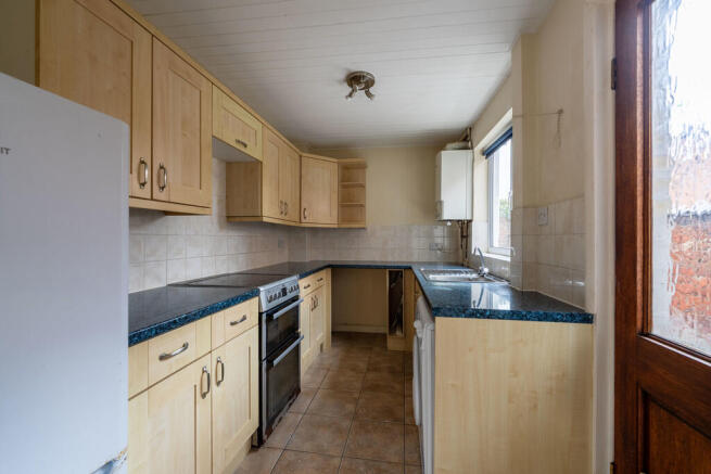 Clare Avenue, Hoole, Chester photo 4
