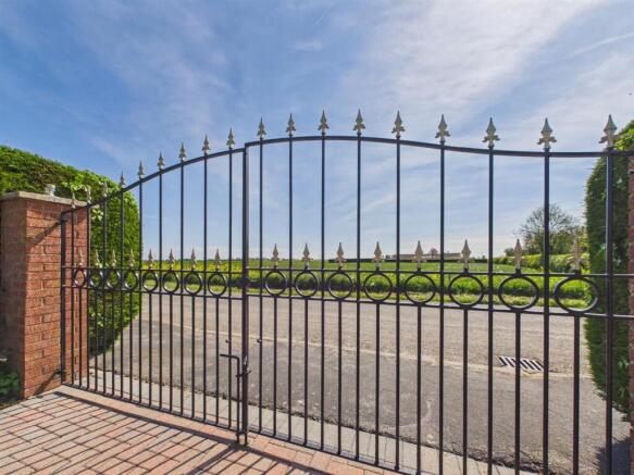 Gated Driveway