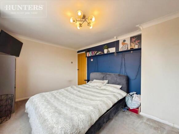 3 bed Semi-Detached for sale Image 9