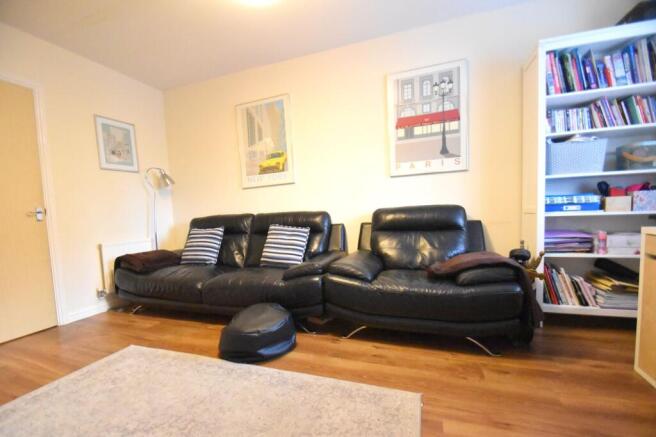 Wren Close, St. Ives, PE27 photo 4