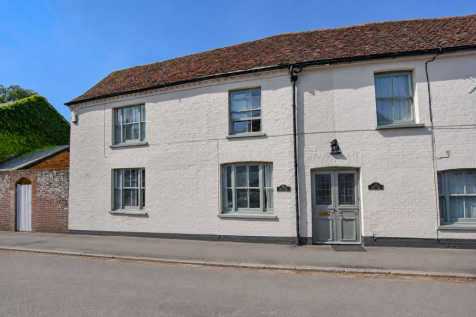 High Street, Redbourn, AL3