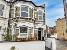 First Floor Flat, 70, Ballater Road, London SW2 5QP