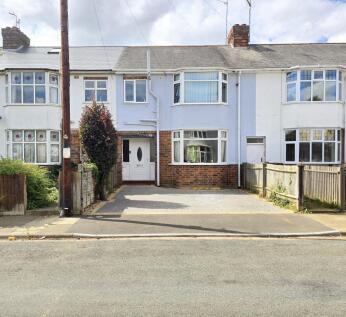 Pinewood Road, Spinney Hill, NN3 2RB