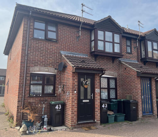 Two Bedroom Ground Floor Flat For Sale