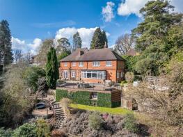 The Cottage, Hazel Grove, Hindhead GU26 6BJ
