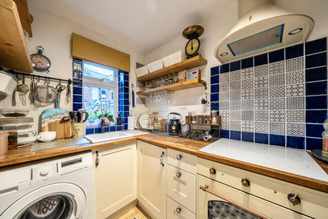 1433735-10-69c2c8...