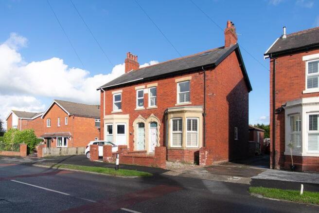5-bed semi-detached on No. 11, Highcross Road, Poulton-le-Fylde, Lancs FY6 8BA, £460,000
