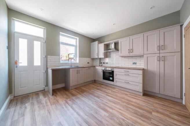 3 bed End of Terrace for sale Image 2