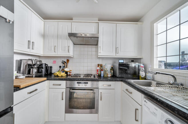 1439294-14-69d694...