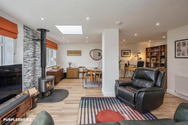 3 bed Detached Bungalow for sale Image 11
