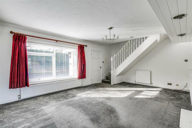 4 Reception Room.jpg