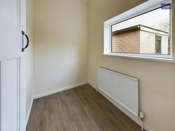 Utility Room/Dining Area
