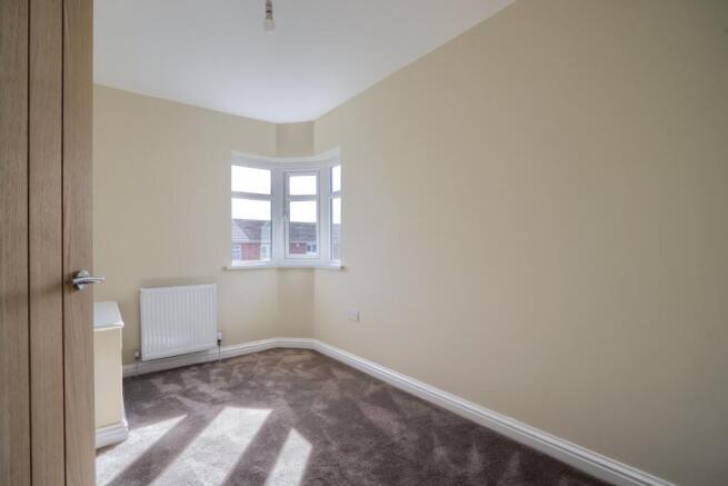 4 bed Semi-Detached for sale Image 12