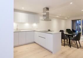 Flat 18, 146 Eyre Court, Pentonville Road, London N1 9FT