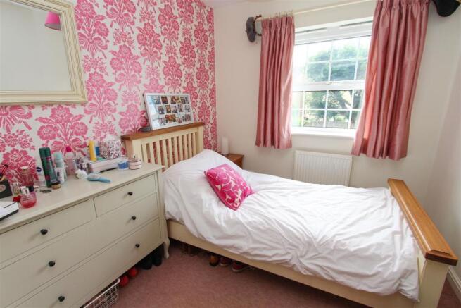 BED 5.jpg