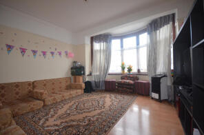226, Aldborough Road South, Seven Kings, Ilford IG3 8HF