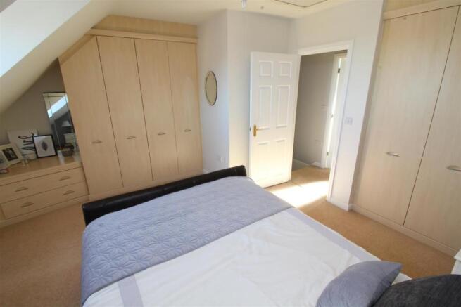 27 Bed 1.JPG