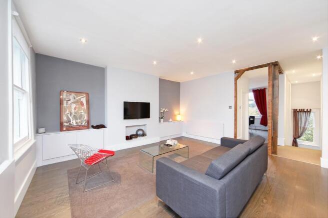 23 rich living room
