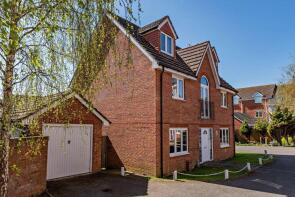 8, Palmers Field Avenue, Chichester PO19 6UW
