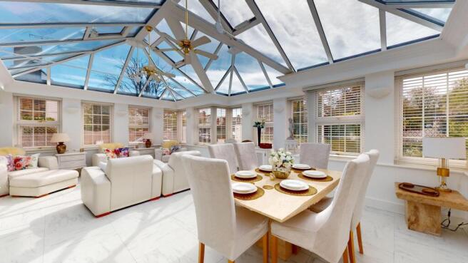 4 bed Detached for sale Image 12