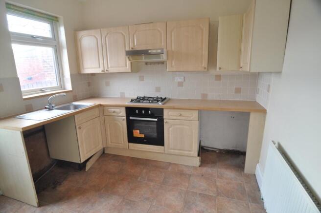 2 bed House to rent Image 3