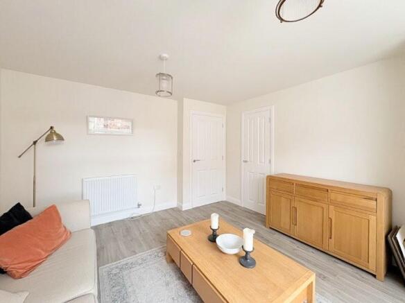 3 bed Terraced for sale Image 6