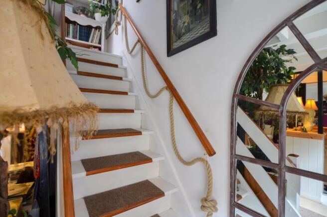 To Book A Viewing Call TPS Lostwithiel on 01208 87