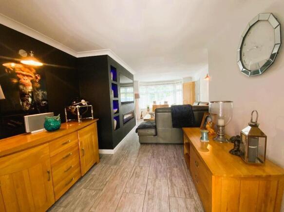 Rainham Road, South Hornchurch, Essex, RM13 7LJ photo 4
