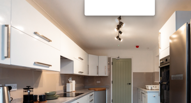 FITTED KITCHEN