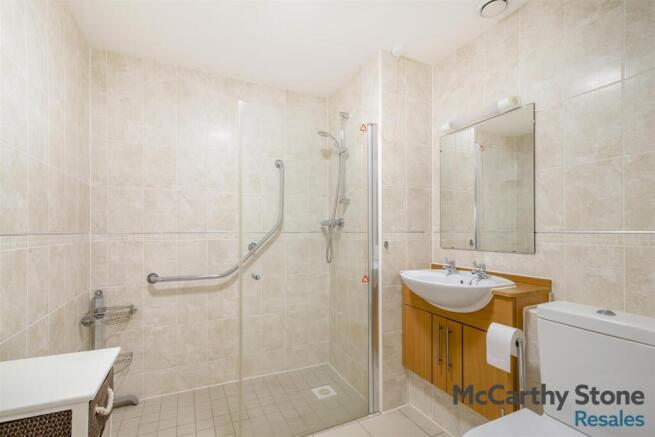 1 bed Apartment for sale Image 12