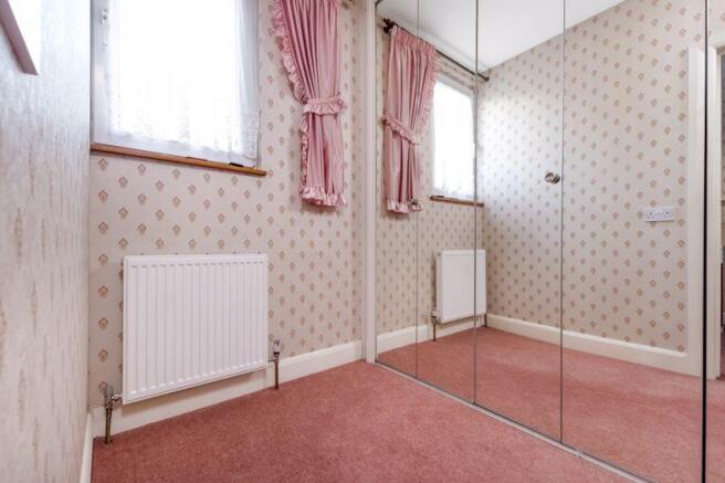 DRESSING ROOM