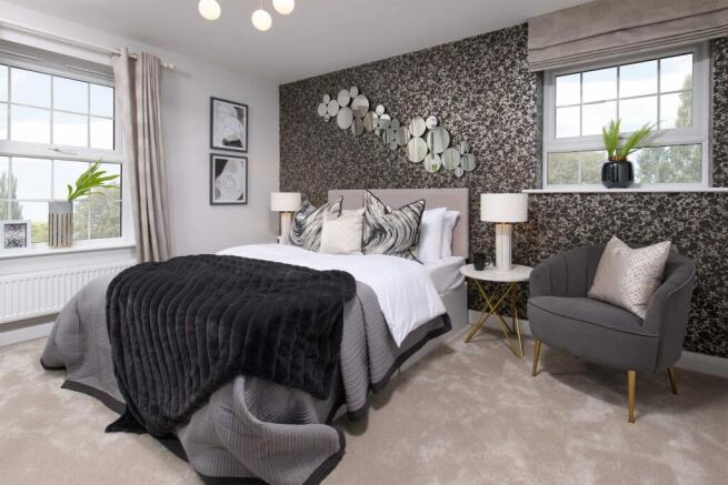 5 bed Detached for sale Image 8