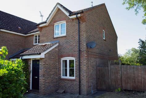Elizabeth Close, Attleborough