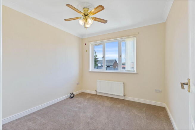 2 bed Semi-Detached Bungalow for sale Image 11